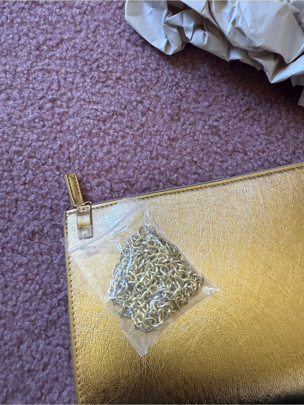 Dolce & Gabbana Gold Metallic Zip Pouch - Picture 3 of 8
